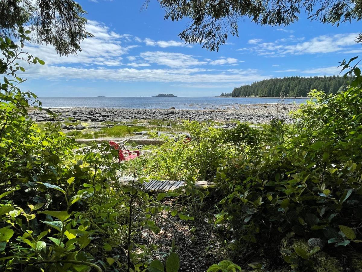So Damn Lucky Glamping Hotel Ucluelet Exterior photo