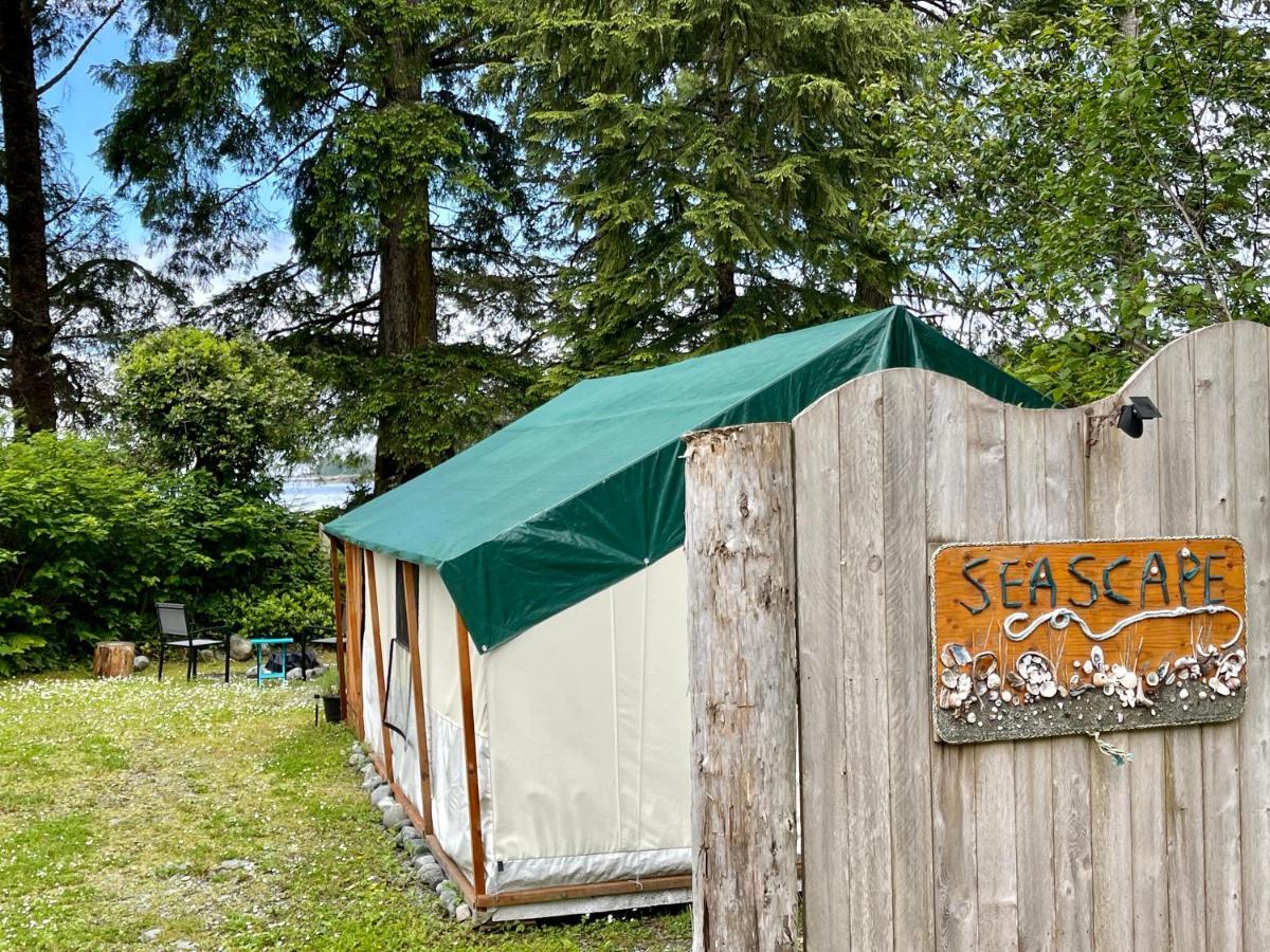 So Damn Lucky Glamping Hotel Ucluelet Exterior photo